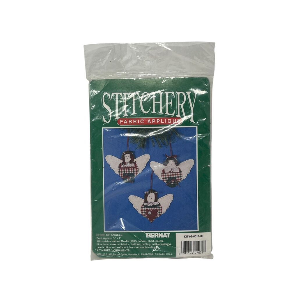 Bernat Christmas Stitchery CHOIR OF ANGELS 3 Ornaments Sewing Applique Kit 1995